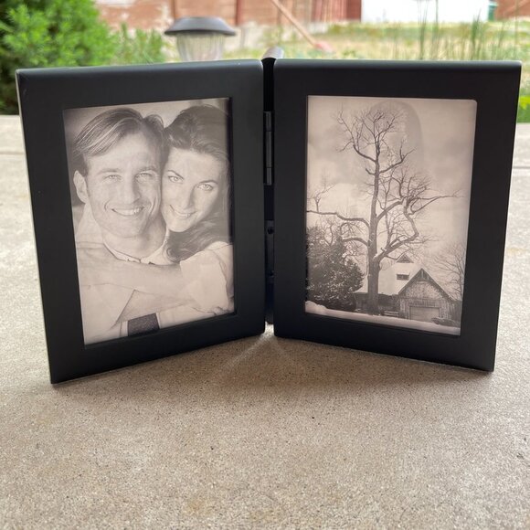 Black Tri Circular Rosewood Picture Frame - Picture 7 of 13